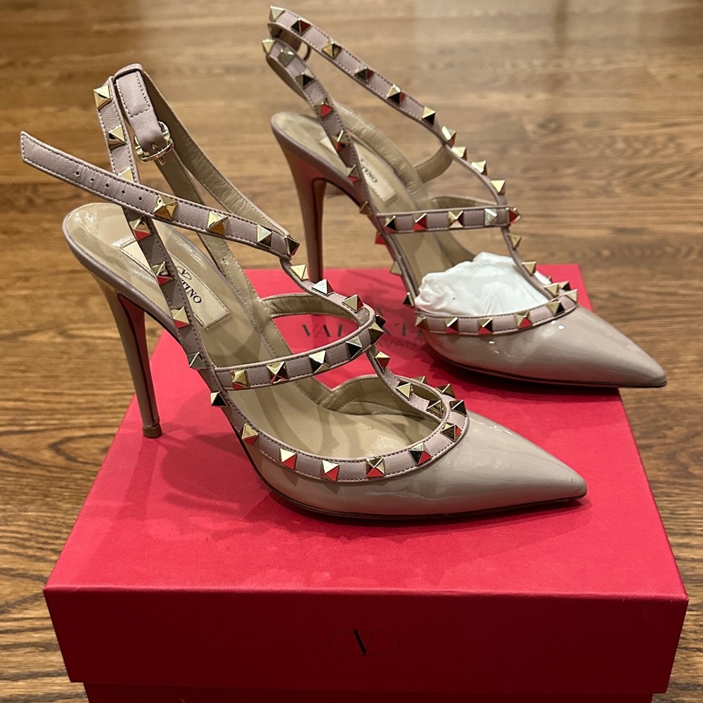 Valentino Nude Rockstud Heels